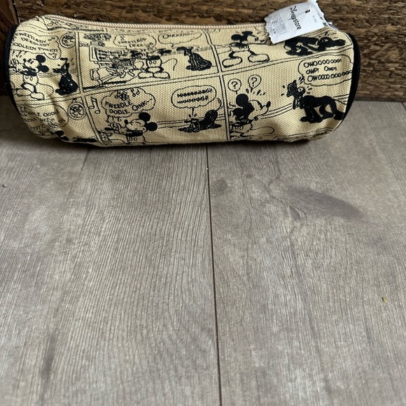 New Disney Store Mickey Mouse VTG Cartoon Comic Strip Zip Pencil/Makeup pouch - Picture 3 of 16